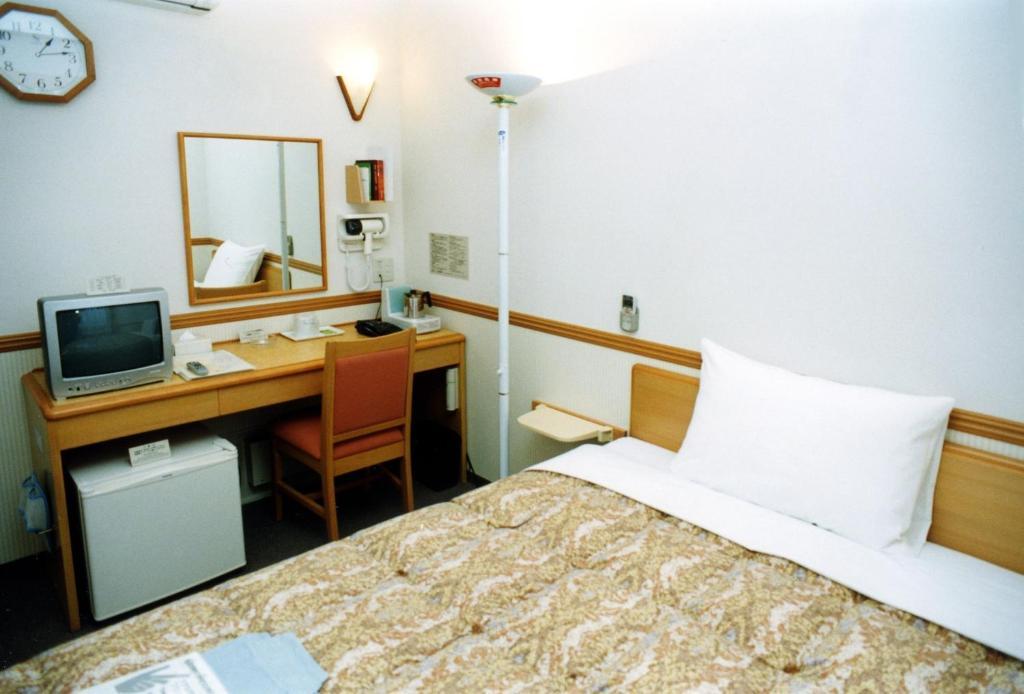 Toyoko Inn Niigata Ekimae Стая снимка