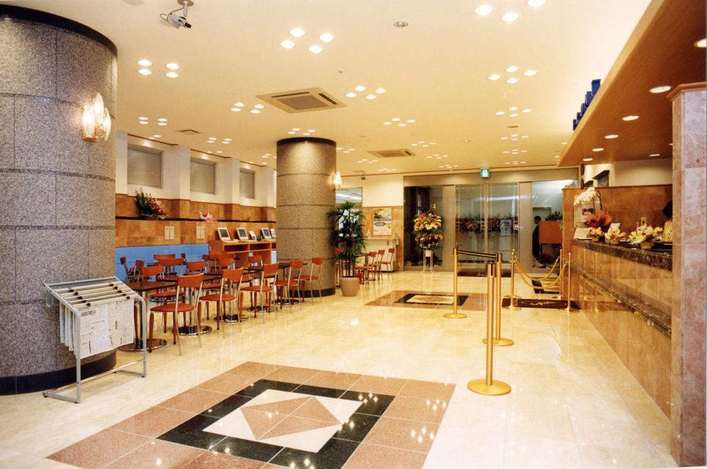 Toyoko Inn Niigata Ekimae Екстериор снимка