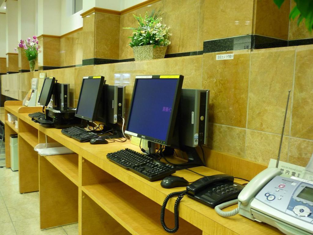 Toyoko Inn Niigata Ekimae Екстериор снимка