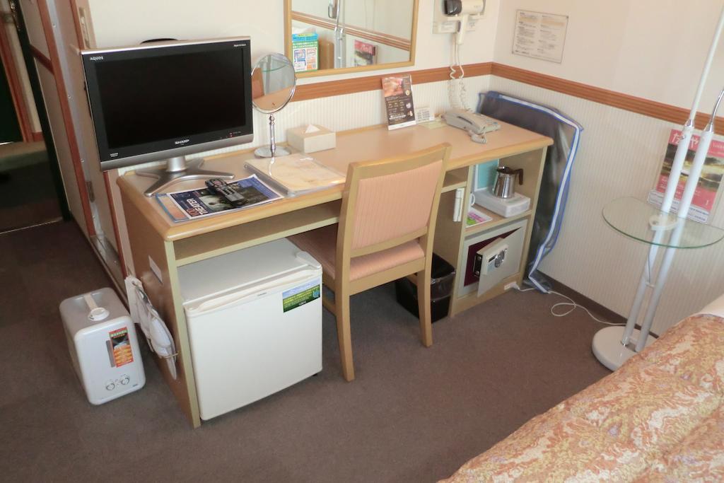 Toyoko Inn Niigata Ekimae Екстериор снимка